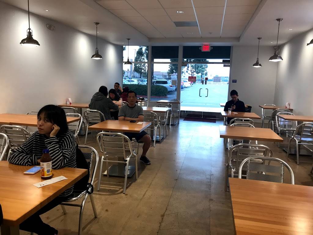 Yangs Braised Chicken Rice | restaurant | 13824 Red Hill Ave, Tustin, CA 92780, USA | 7147317777 OR +1 714-731-7777