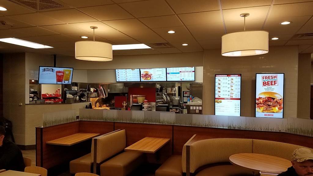 Wendys | restaurant | 9800 NW Prairie View Rd, Kansas City, MO 64153, USA | 8168809480 OR +1 816-880-9480
