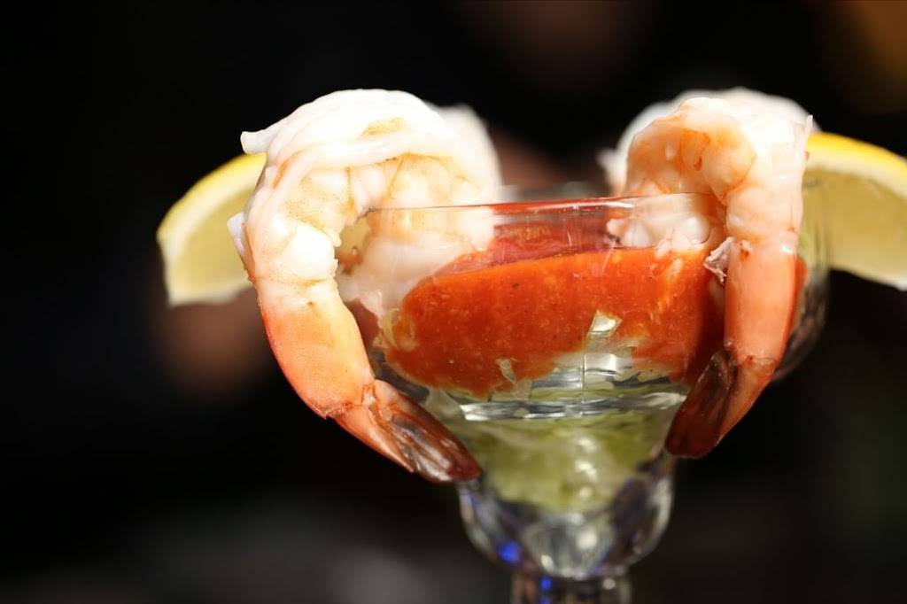 Grand Tavern | restaurant | 3512 Marketplace Cir, Rochester, MI 48309, USA | 2482891350 OR +1 248-289-1350