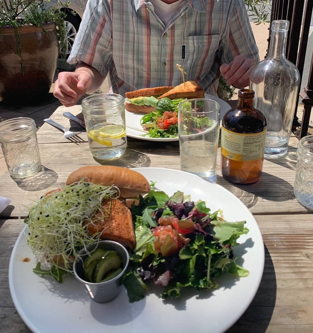 Ojai Harvest | restaurant | 307 E Ojai Ave #105, Ojai, CA 93023, USA | 8056339232 OR +1 805-633-9232