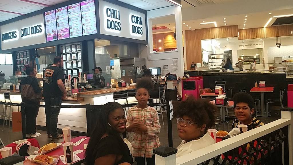 Pinks Hot Dogs | restaurant | 324 Mall Blvd, King of Prussia, PA 19406, USA | 4848628127 OR +1 484-862-8127