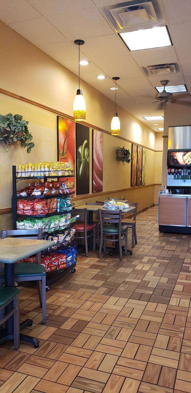 Subway | restaurant | 424 Cahaba Park Cir, Birmingham, AL 35242, USA | 2059955665 OR +1 205-995-5665