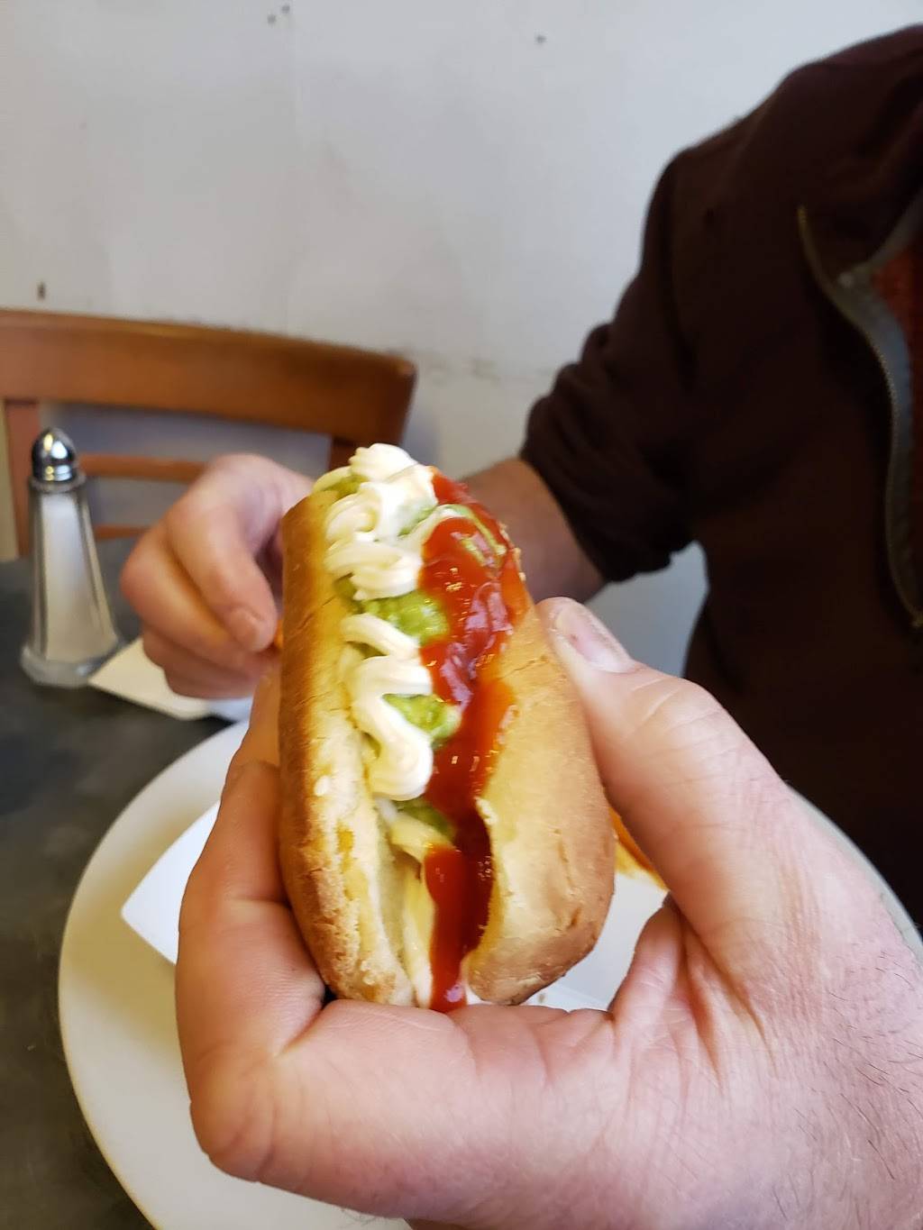 Rincón Chileno | restaurant | 4354 Melrose Ave, Los Angeles, CA 90029, USA | 3236666075 OR +1 323-666-6075