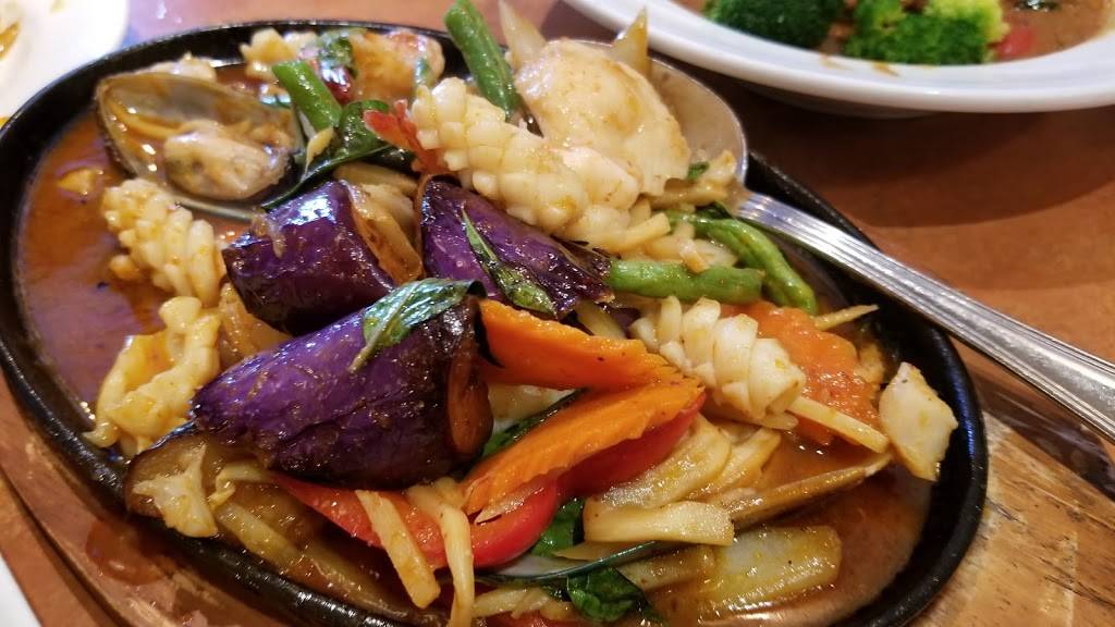 Kao Sarn Thai Cuisine | restaurant | 130 Washington Ave, Richmond, CA 94801, USA | 5102338585 OR +1 510-233-8585