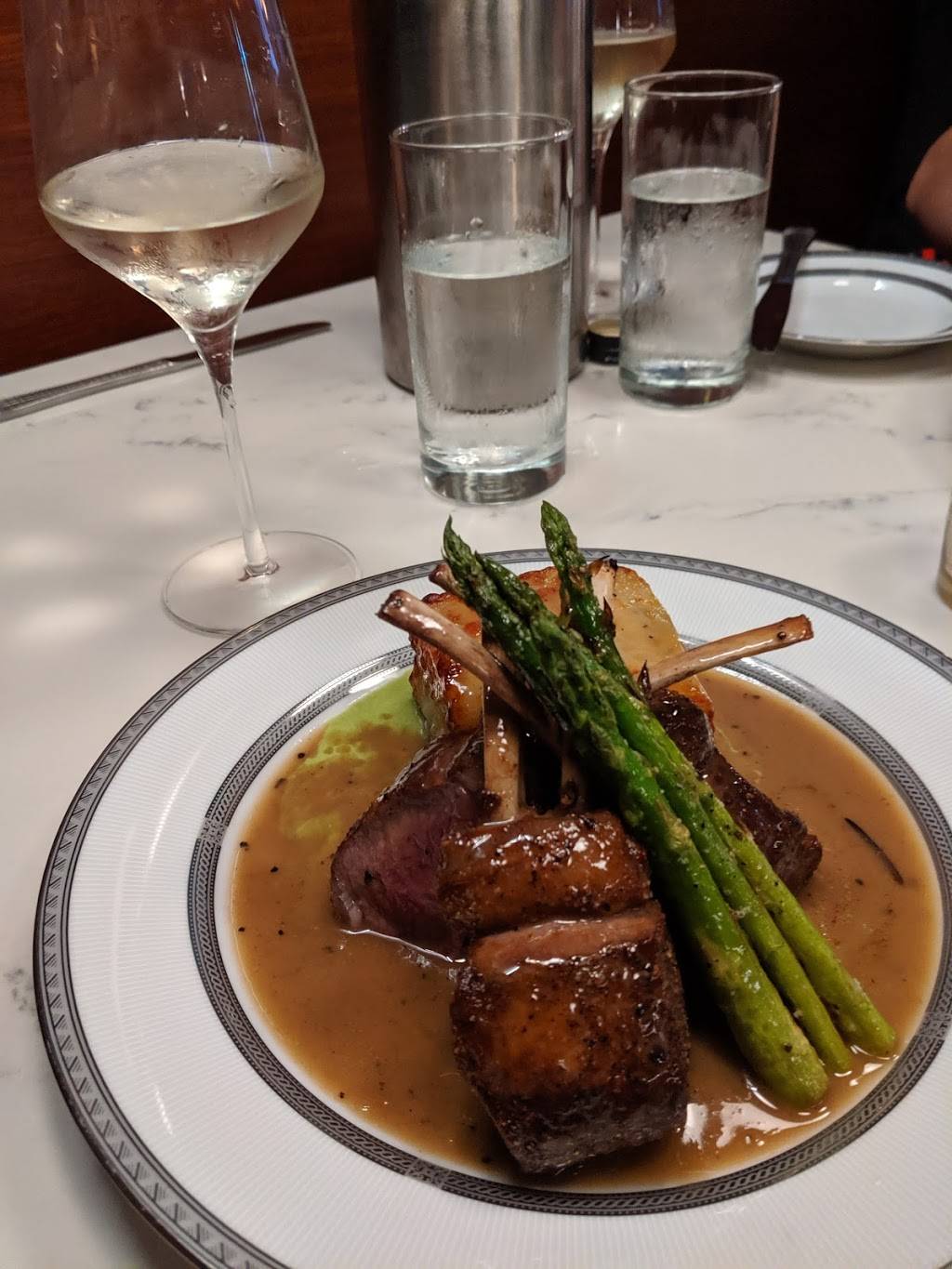 808 Maison | restaurant | 808 Geyer Ave, St. Louis, MO 63104, USA | 3145944505 OR +1 314-594-4505