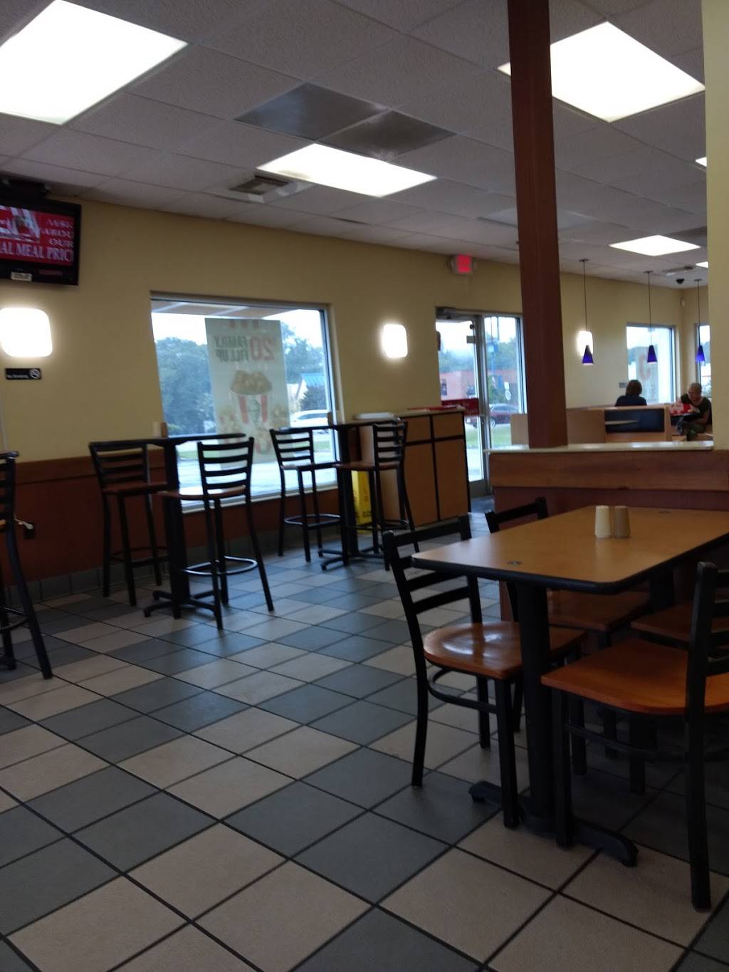 KFC | restaurant | 1209 Highway 72, East St, Corinth, MS 38834, USA | 6622863539 OR +1 662-286-3539