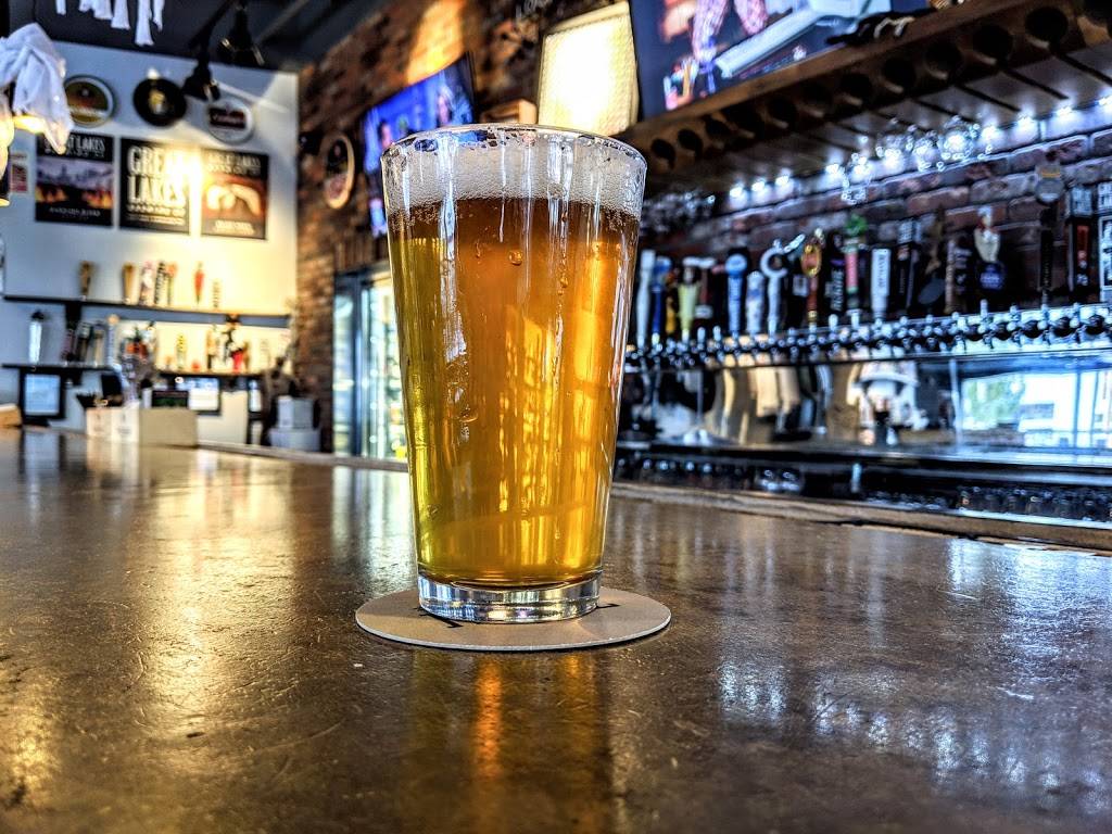 Beer Head | restaurant | 1450-1598 Columbus Rd, Cleveland, OH 44113, USA | 3302218358 OR +1 330-221-8358