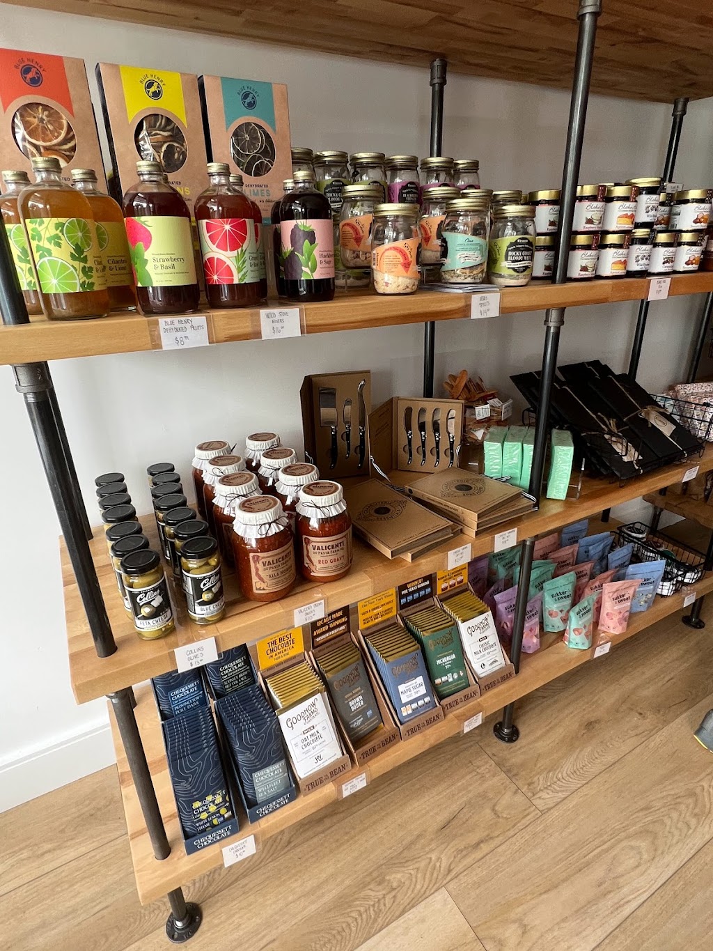 Weston Provisions | restaurant | 403 Boston Post Rd, Weston, MA 02493, USA | 7817035786 OR +1 781-703-5786