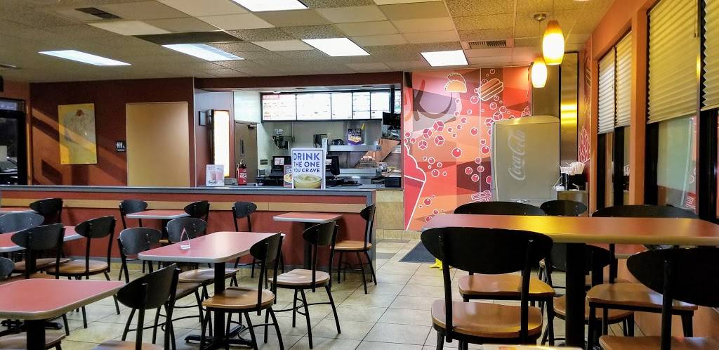 Jack in the Box | restaurant | 1099 Artesia Blvd, Gardena, CA 90248, USA | 3105323528 OR +1 310-532-3528