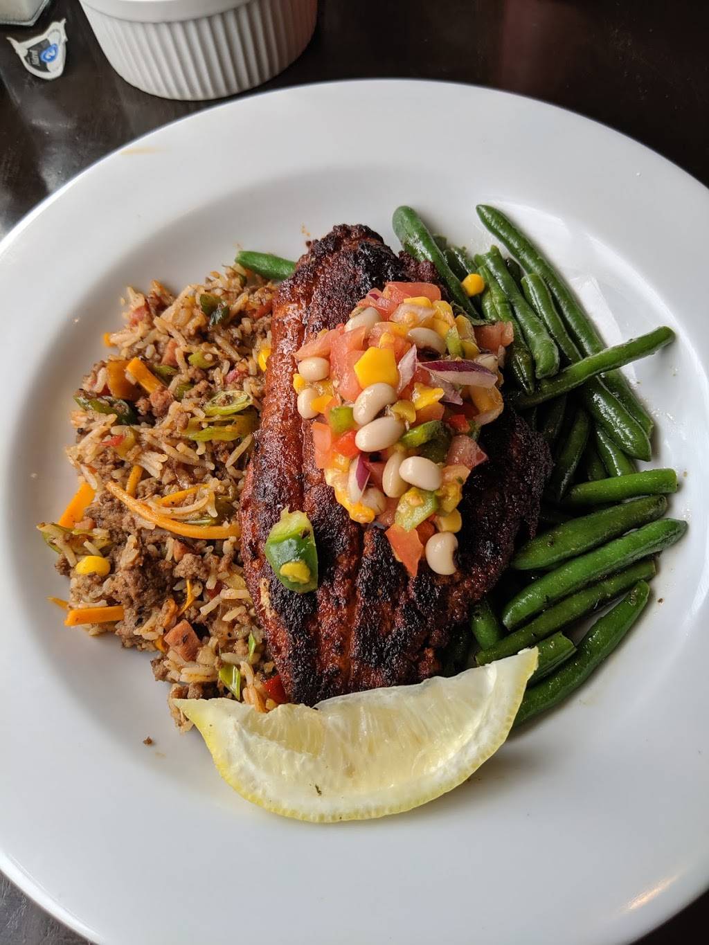 The Juke Joint Soul Kitchen | restaurant | 3740 Carp Rd, Carp, ON K0A 1L0, Canada | 6134708888 OR +1 613-470-8888