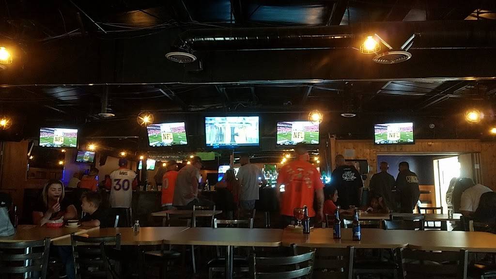 Patricias Bar & Grill | restaurant | 217 1st St, Fort Lupton, CO 80621, USA | 3038579955 OR +1 303-857-9955