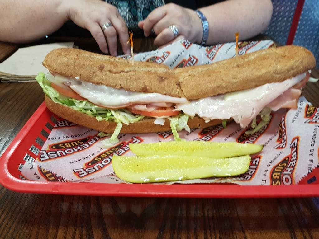 Firehouse Subs | restaurant | 202 Clair Rd E F2, Guelph, ON N1L 0G6, Canada | 5198243473 OR +1 519-824-3473