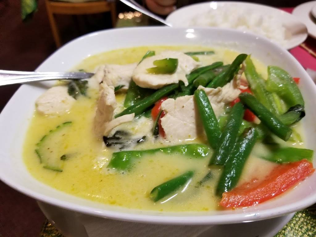 Thai Place Restaurant | restaurant | 2 E India Square Mall, Salem, MA 01970, USA | 9787418008 OR +1 978-741-8008