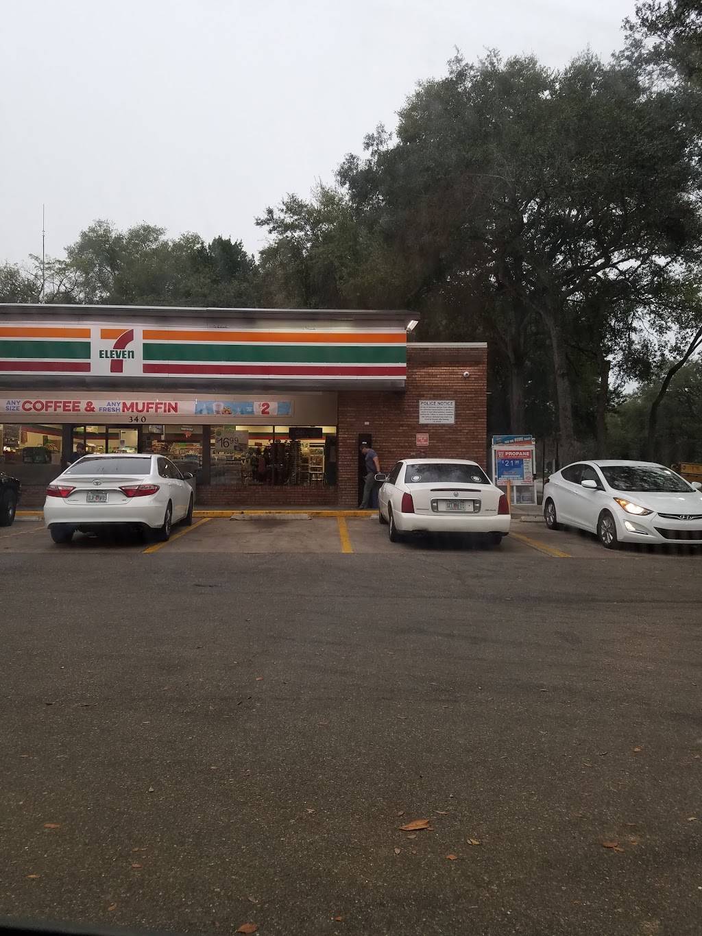 7-Eleven | bakery | 340 Douglas Ave, Altamonte Springs, FL 32714, USA | 4077881947 OR +1 407-788-1947
