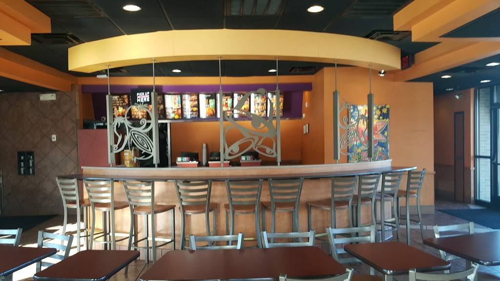 Taco Bell | meal takeaway | 4151 Lyndon B Johnson Fwy, Dallas, TX 75244, USA | 9722394456 OR +1 972-239-4456