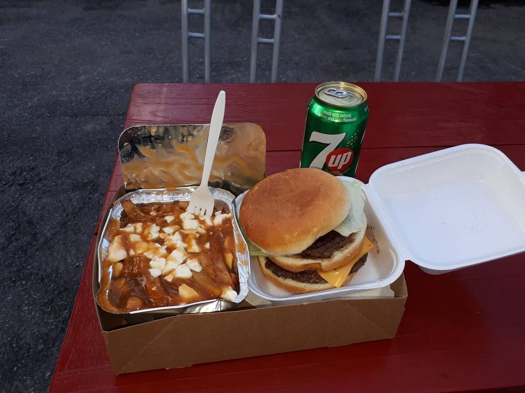 Restaurant Le Petit Hector | restaurant | 565 Rue Bélanger, Gatineau, QC J8L 2M7, Canada | 8199863838 OR +1 819-986-3838