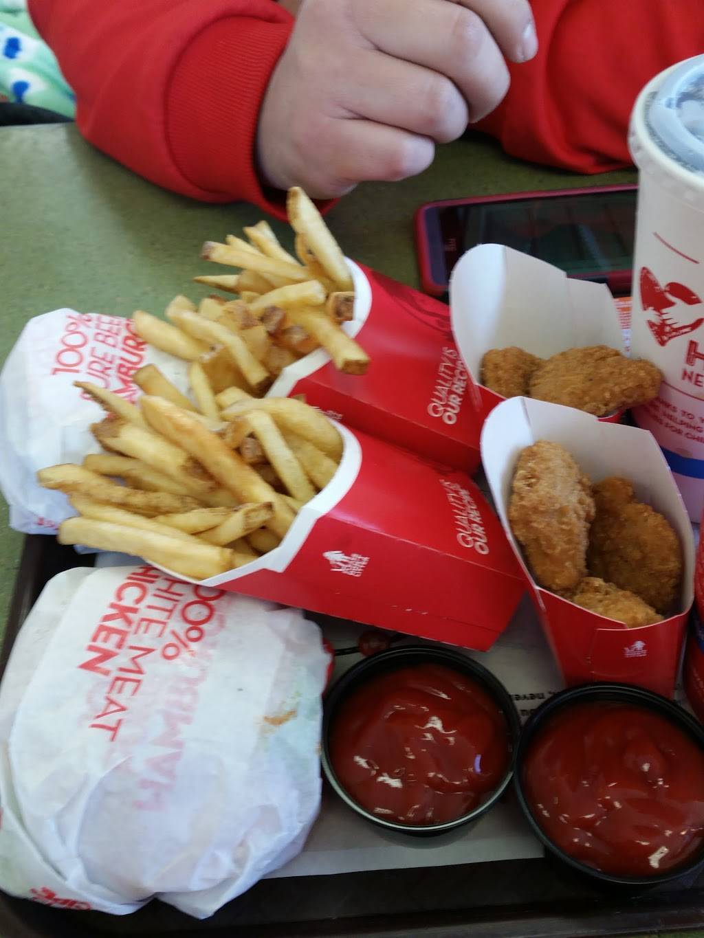 Wendys | restaurant | 765 S Clovis Ave, Fresno, CA 93727, USA | 5592521440 OR +1 559-252-1440