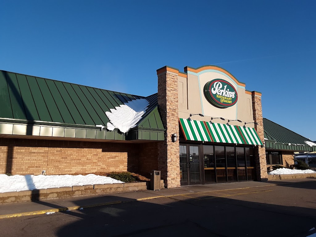 Perkins Restaurant & Bakery | restaurant | 2302 S Jeffers St, North Platte, NE 69101, USA | 3085347375 OR +1 308-534-7375