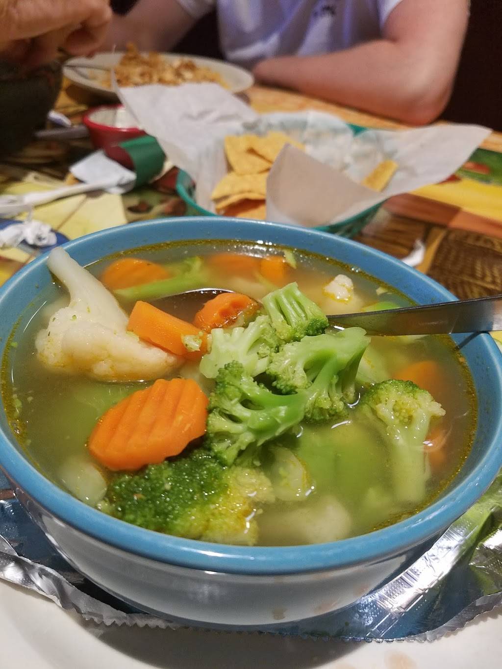 El Jimador Authentic Mexican Restaurant | restaurant | 2181 Lawrence Cir, Rocky Mount, NC 27804, USA | 2524460660 OR +1 252-446-0660