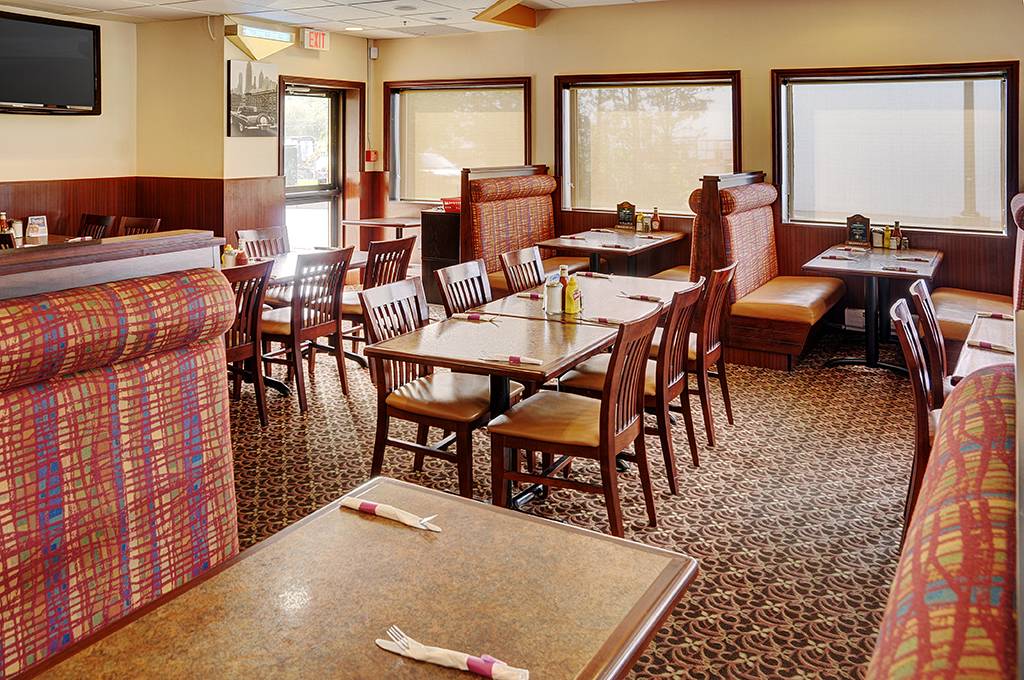 Angel’s On Weber (Waterloo) | restaurant | 190 Weber St N, Waterloo, ON N2J 3H4, Canada | 5198857203 OR +1 519-885-7203