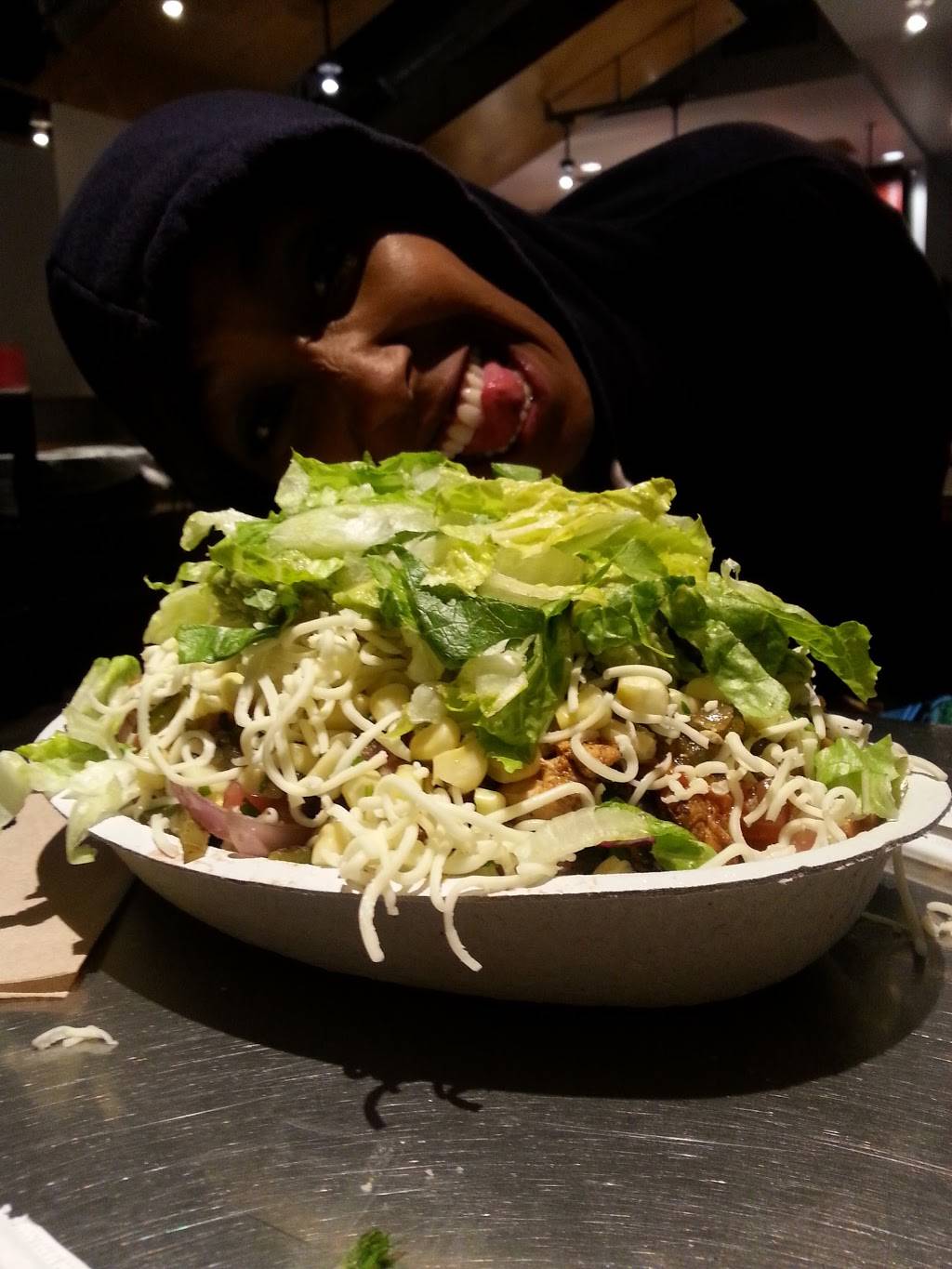 Chipotle Mexican Grill | restaurant | 786 Mainstreet, Hopkins, MN 55343, USA | 9529350044 OR +1 952-935-0044
