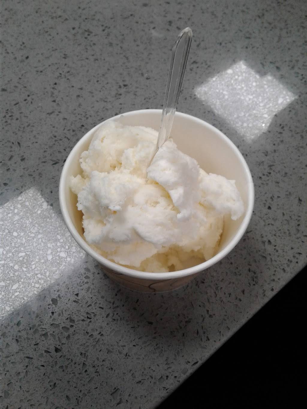 Island Thyme Restaurant (Westwood Square Mall) | restaurant | 7205 Goreway Dr Unit 22, Mississauga, ON L4T 2T9, Canada | 9056729797 OR +1 905-672-9797