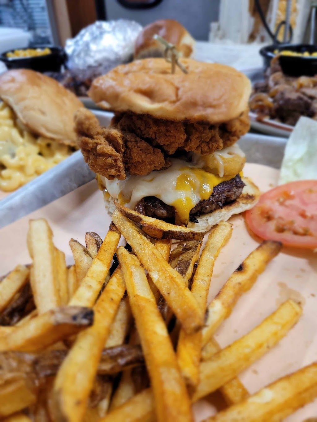 The Yoke Bar and Grill | restaurant | 128 W 9th St, Coffeyville, KS 67337, USA | 6202514811 OR +1 620-251-4811