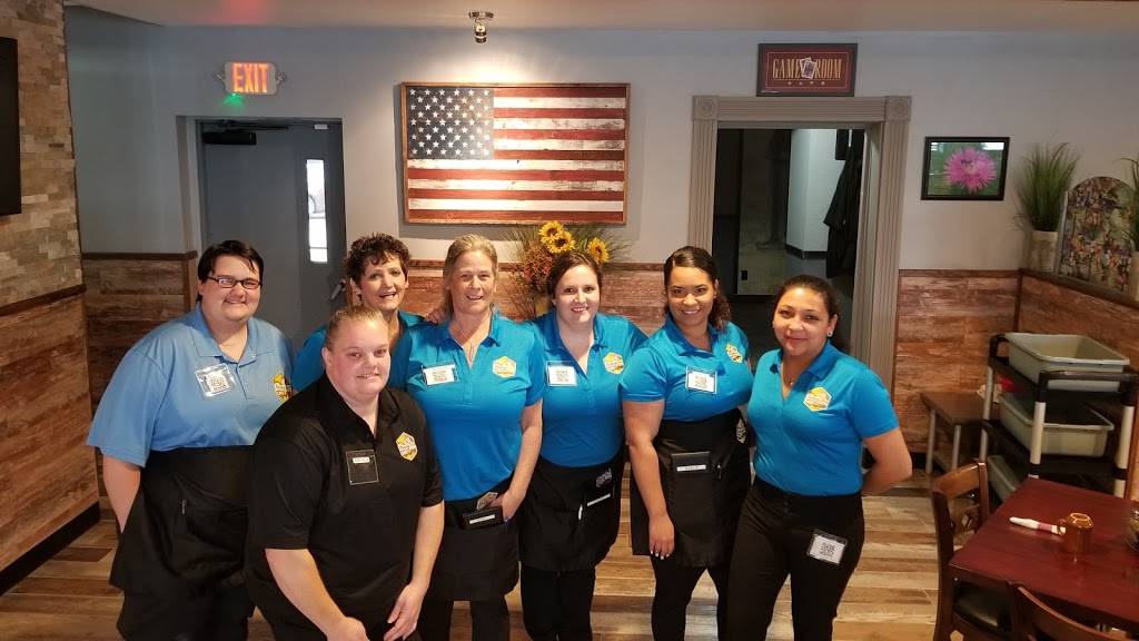 Honey Bee Cafe | restaurant | 319 N Logan St, Mattoon, IL 61938, USA | 2172344997 OR +1 217-234-4997