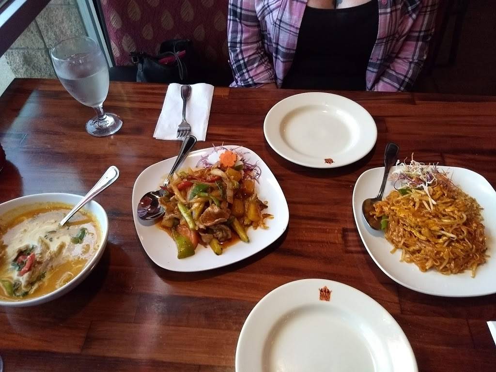 Lakewood Thai Cuisine | restaurant | 17020 Twin Lakes Ave, Marysville, WA 98271, USA | 3606520022 OR +1 360-652-0022