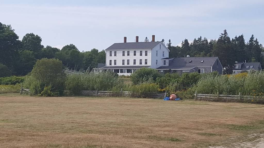 The Lookout | restaurant | 455 Flye Point Rd, Brooklin, ME 04616, USA | 2073592188 OR +1 207-359-2188