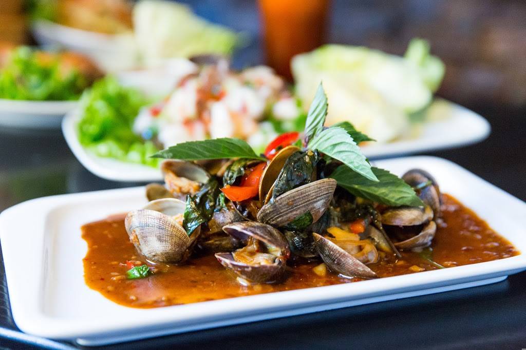 Lers Ros Thai | restaurant | 307 Hayes St, San Francisco, CA 94102, USA | 4158749661 OR +1 415-874-9661