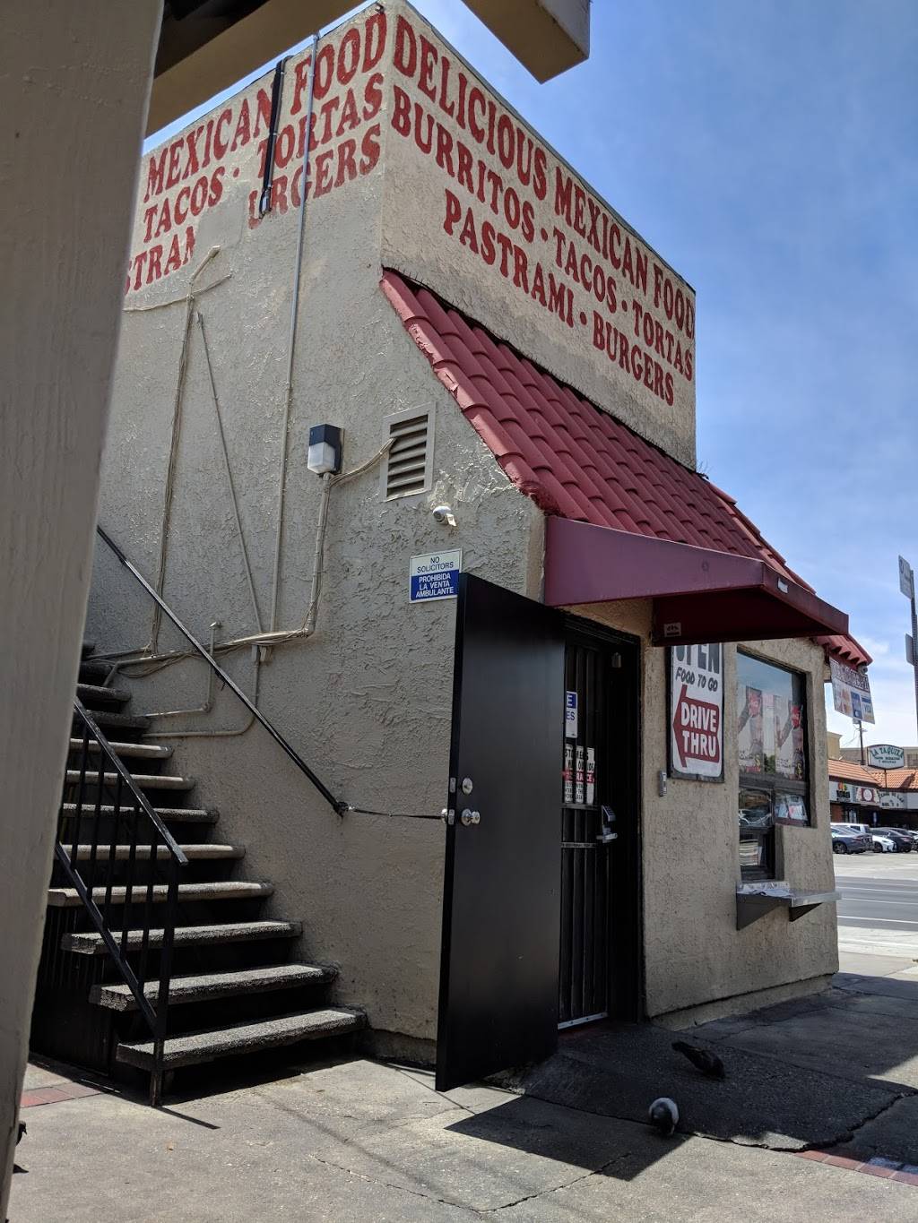 El Huero Drive Thru | restaurant | 3000 S Figueroa St, Los Angeles, CA 90007, USA | 2137470012 OR +1 213-747-0012