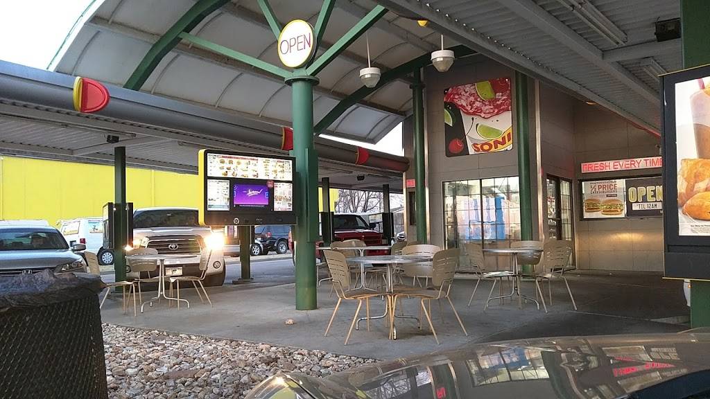 Sonic Drive-In | restaurant | 6115 S Garnett Rd, Broken Arrow, OK 74012, USA | 9182523338 OR +1 918-252-3338