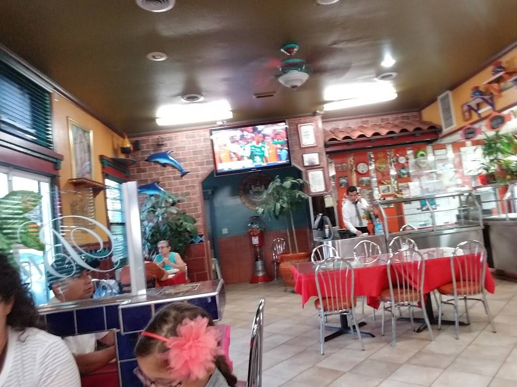 El Amoroso | restaurant | 2829 Fletcher Dr, Los Angeles, CA 90039, USA | 3239069796 OR +1 323-906-9796