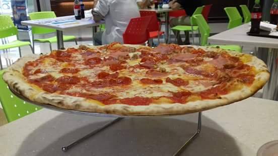 Pizzería IANUCA | restaurant | Carretera, Tijuana - Tecate 25420, Paseos del Vergel, El Refugio, 22245 Tijuana, B.C., Mexico | 016649764373 OR +52 664 976 4373