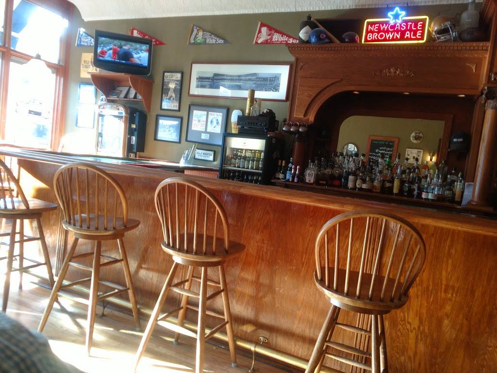 Canal Port | restaurant | 148 Mill St, North Utica, IL 61373, USA | 8156673010 OR +1 815-667-3010