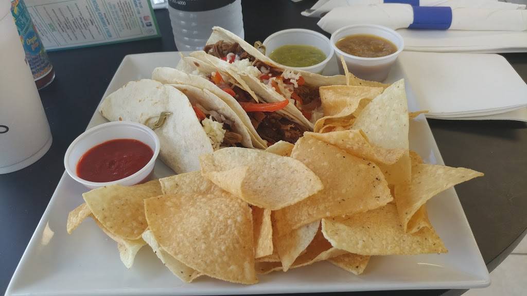 BlueGreen Canteen | restaurant | 6211 Owens St #130, Dallas, TX 75235, USA | 2143516005 OR +1 214-351-6005