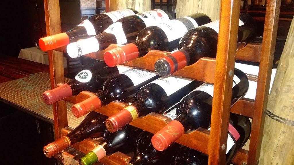 Paracas Peruvian Restaurant | restaurant | 992 St Clair Ave W, Toronto, ON M6E 1A2, Canada | 4165325627 OR +1 416-532-5627