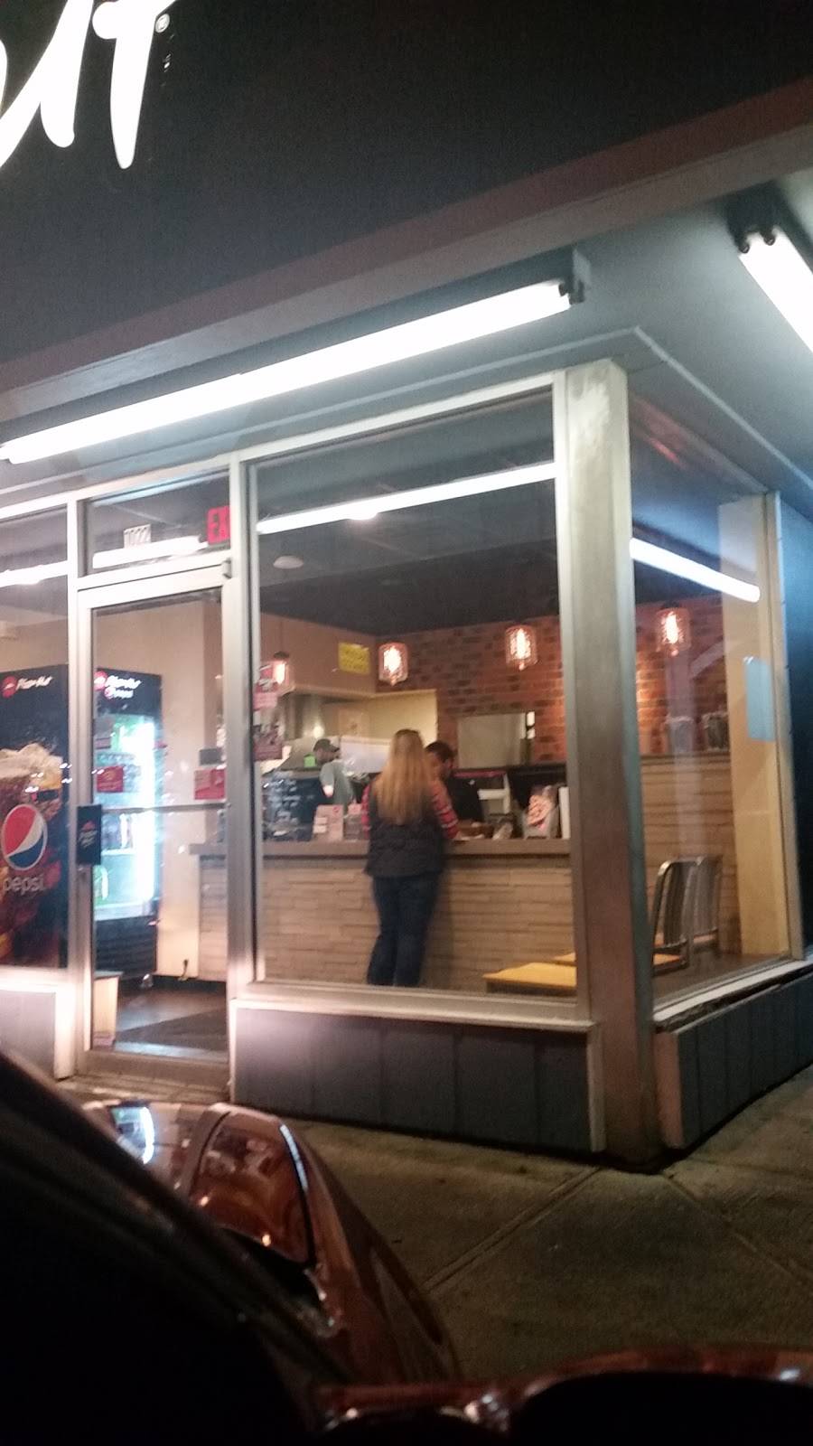 Pizza Hut | restaurant | 1022 US-31 S, Greenwood, IN 46143, USA | 3178887500 OR +1 317-888-7500