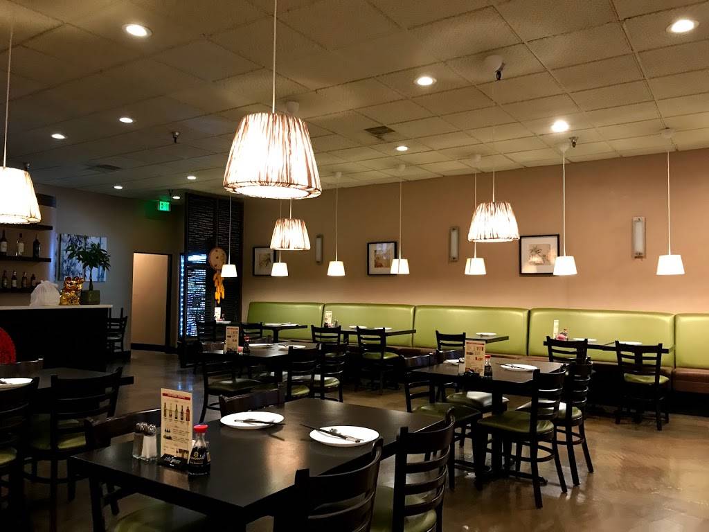 Wild Pepper Szechuan Cuisine | restaurant | 16860 Southcenter Pkwy, Tukwila, WA 98188, USA | 2067395979 OR +1 206-739-5979