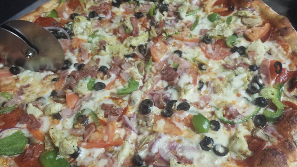 Petros Pizzeria & Grill | restaurant | 730 Boston Post Rd # 6, Sudbury, MA 01776, USA | 9784408080 OR +1 978-440-8080