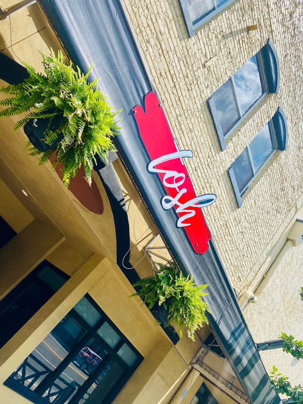 Tosh Kitchen | restaurant | 12 W University Ave, Gainesville, FL 32601, USA | 3525545345 OR +1 352-554-5345