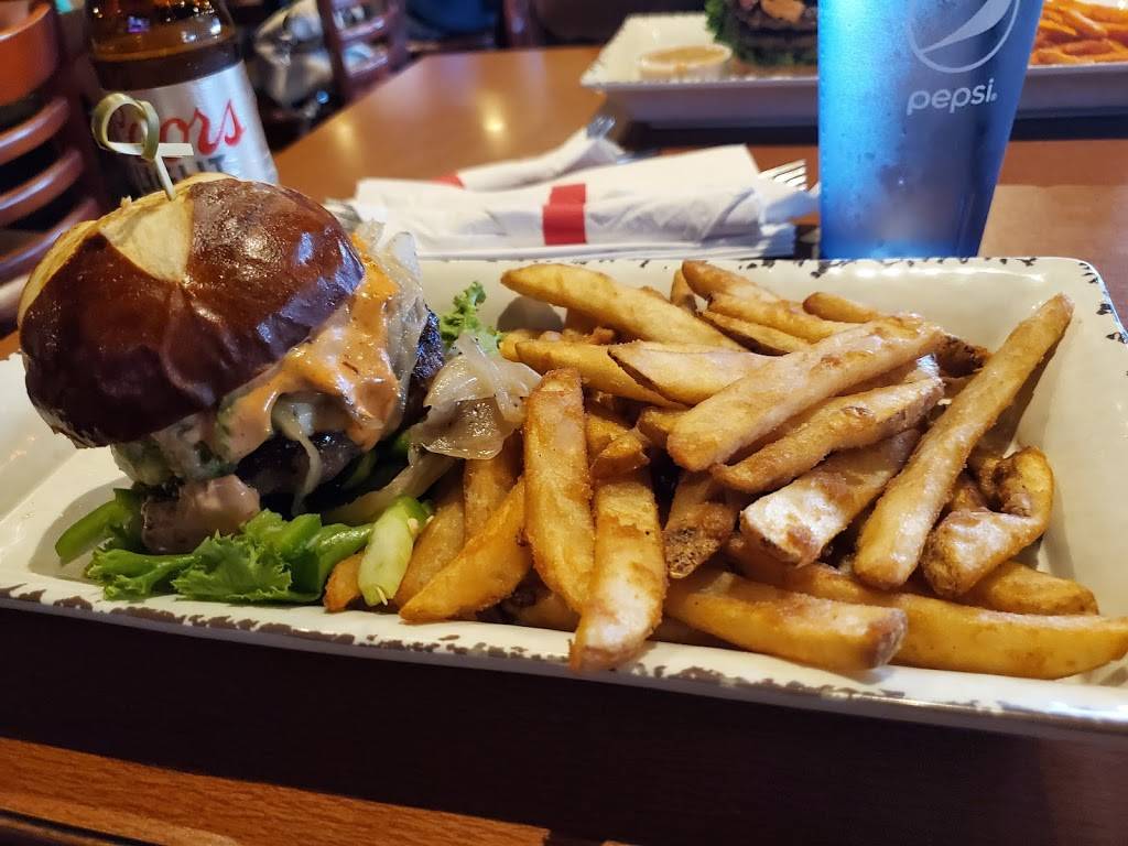 Basement Burger Bar | restaurant | 42452 Ford Rd, Canton, MI 48187, USA | 7349270100 OR +1 734-927-0100