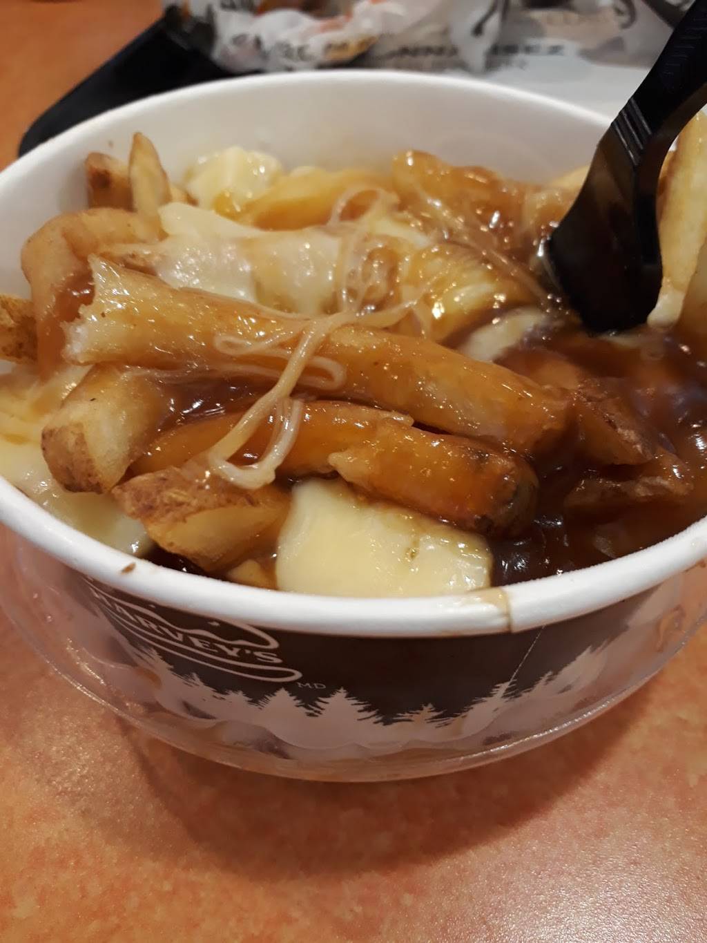 Harveys | restaurant | 180 Boulevard Gréber, Gatineau, QC J8T 6K2, Canada | 8192433024 OR +1 819-243-3024