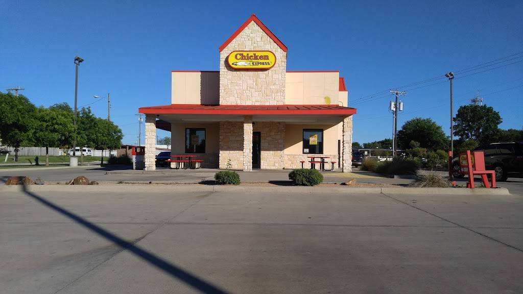 Chicken Express | restaurant | 1014 W Moore Ave, Terrell, TX 75160, USA | 9725512449 OR +1 972-551-2449