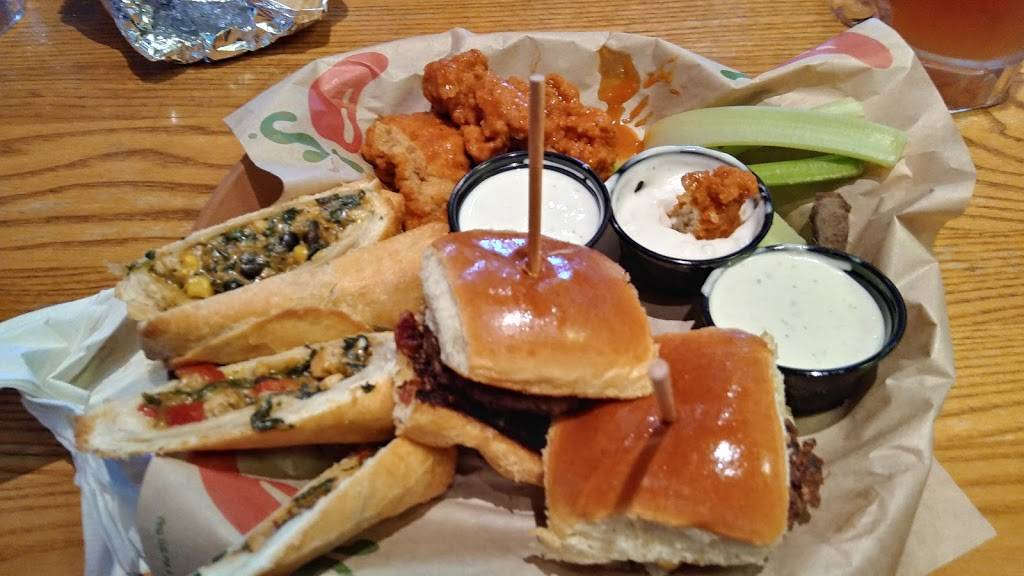 Chilis Grill & Bar | restaurant | 9310 Ben C Pratt Six Mile Six Mile, Cypress Pkwy, Fort Myers, FL 33912, USA | 2399391159 OR +1 239-939-1159