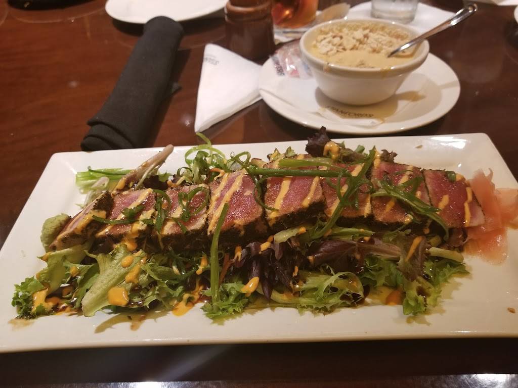 Stanfords Restaurant & Bar | restaurant | 2770 NE 106th Ave, Hillsboro, OR 97124, USA | 5036458000 OR +1 503-645-8000