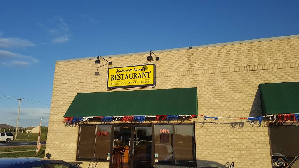Mahomet Family Restaurant | restaurant | 1002 Commercial Dr, Mahomet, IL 61853, USA | 2175862700 OR +1 217-586-2700