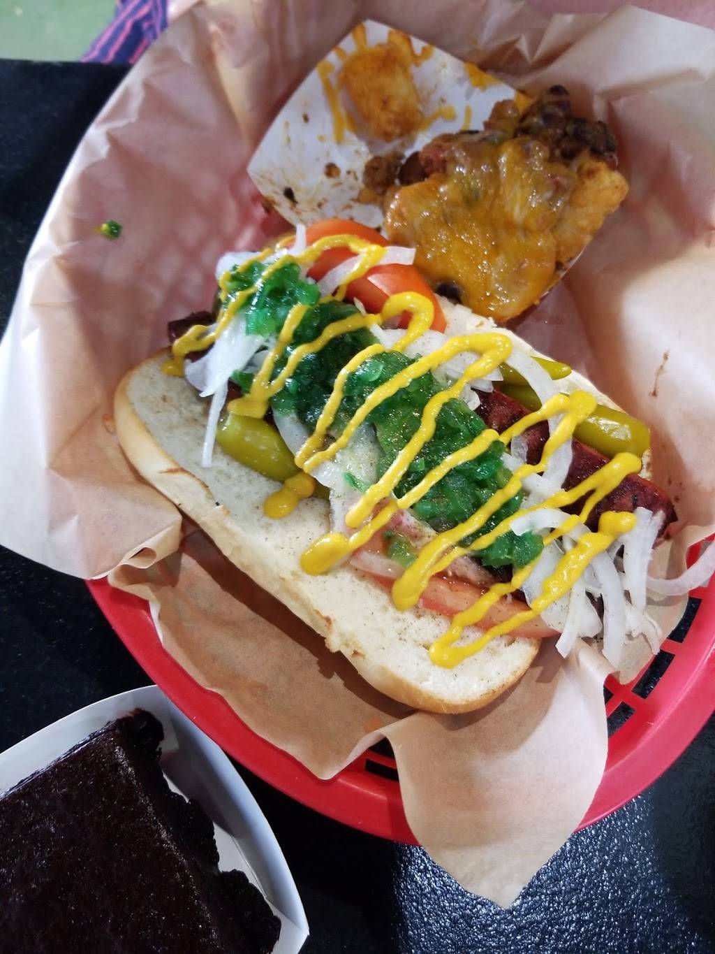 Harleys A Hot Dog Revolution | restaurant | 1500 W Littleton Blvd, Littleton, CO 80120, USA | 7202369617 OR +1 720-236-9617