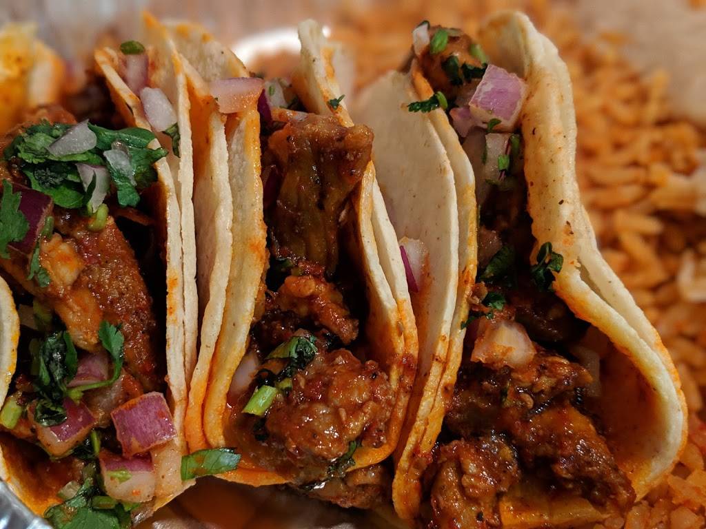 Los Taquitos | restaurant | 7000 N 16th St, Phoenix, AZ 85020, USA | 6023710111 OR +1 602-371-0111